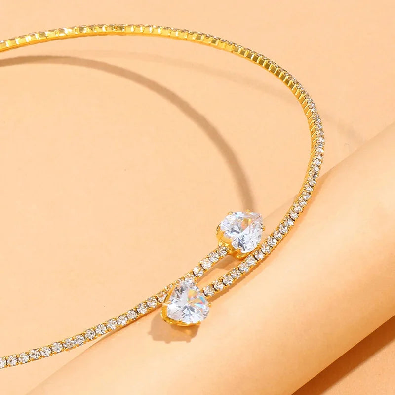 Rhinestone Heart Choker Necklace – Elegant Open Collar Jewelry