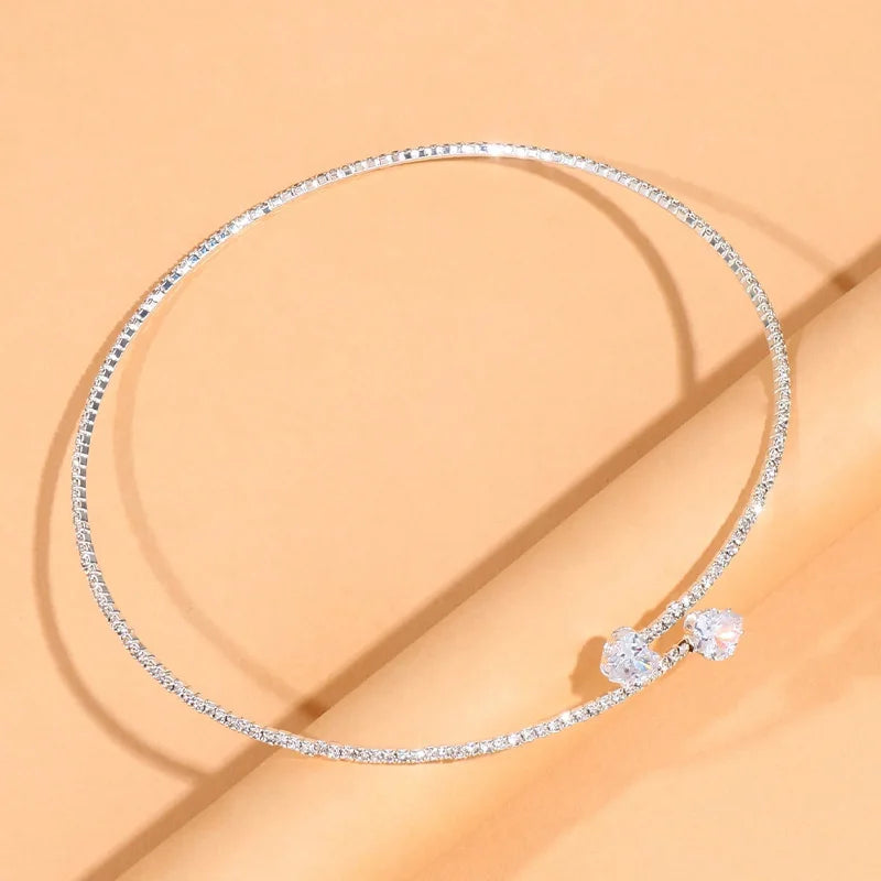 Rhinestone Heart Choker Necklace – Elegant Open Collar Jewelry