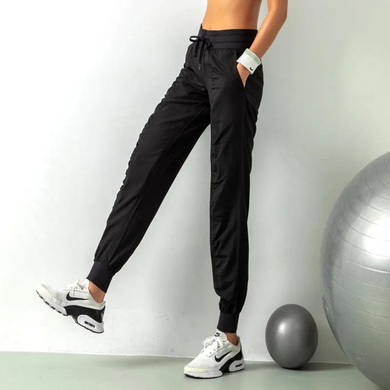 Sleek Harlan Quick-Dry Sports Leggings - Casual and Comfortable